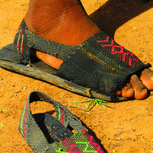 Load image into Gallery viewer, Guaireña (Wayuu shoe) Framed Photo
